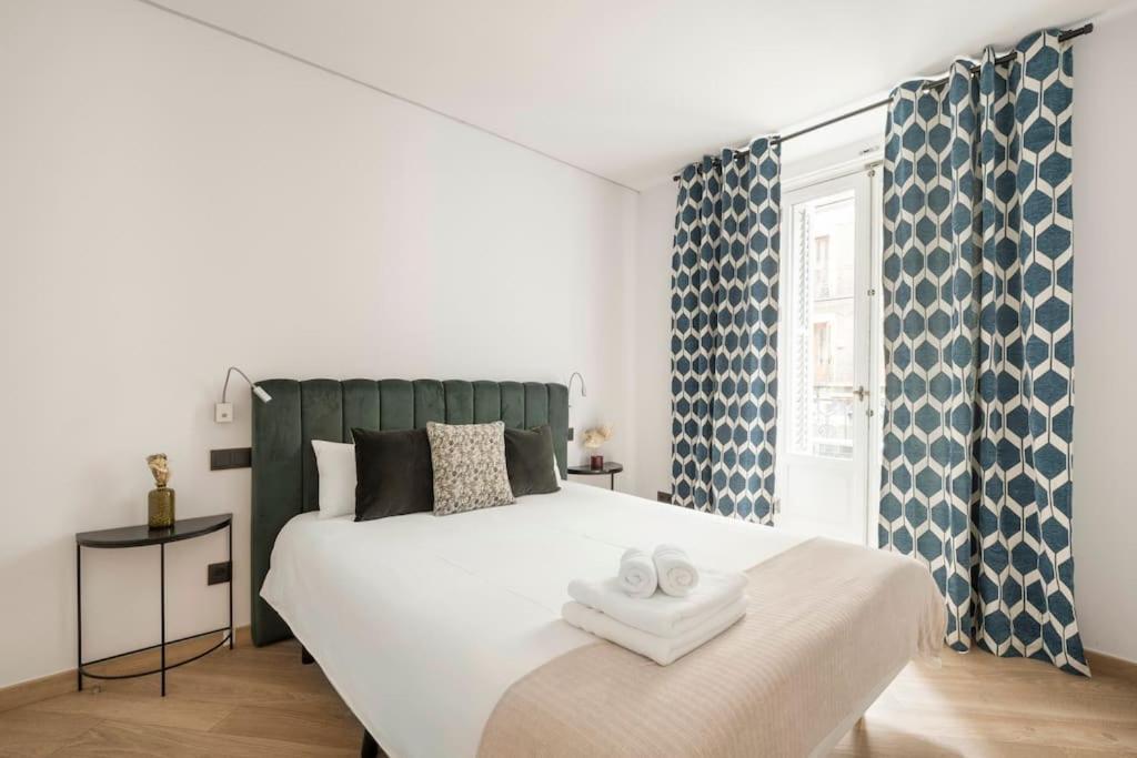 מדריד Lujoso Apartamento Cerca De Plaza Mayor מראה חיצוני תמונה
